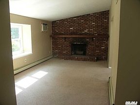4th image of 8 Willow Ct