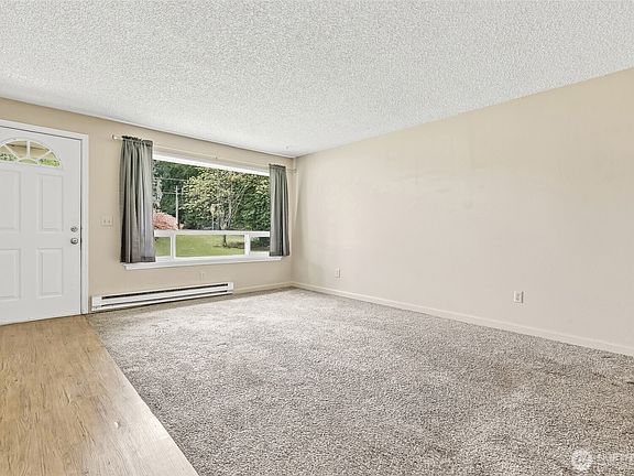 4th image of 21324 119th Street E