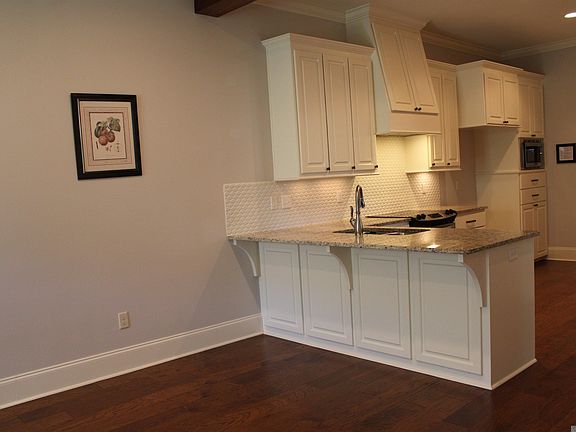 5th image of 13804 Azalea Dr
