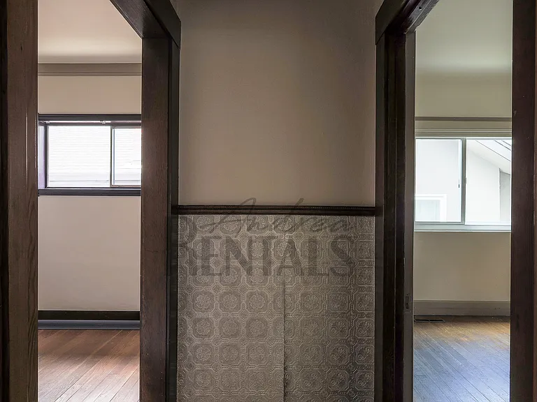 5363 Shafter Ave — Photo 26