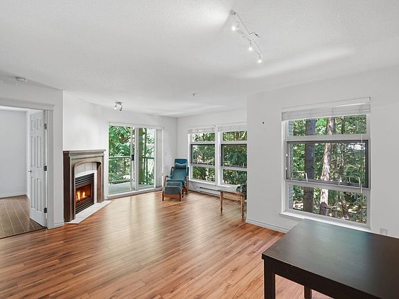 4th image of 301 Maude Rd #409A