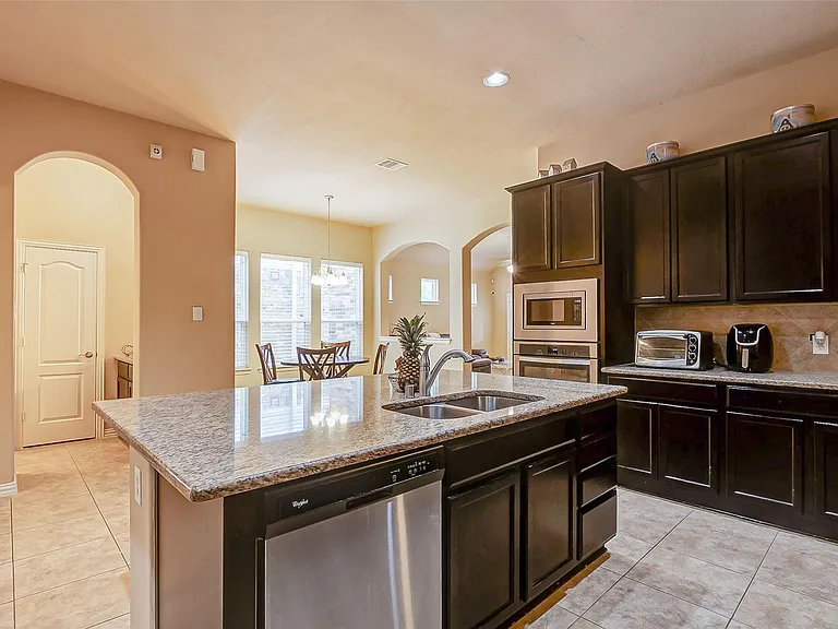 623 Orlandis Ln — Photo 14
