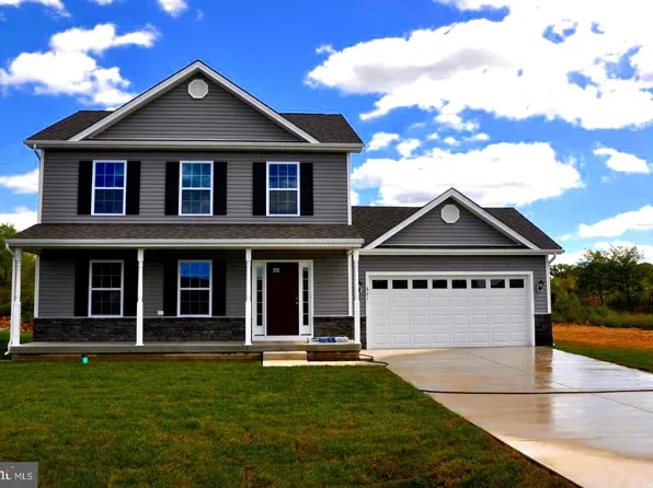 295 Labonte Dr, Martinsburg, WV 25404