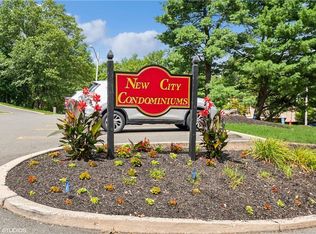 2 Heritage Dr APT H, New City, NY 10956