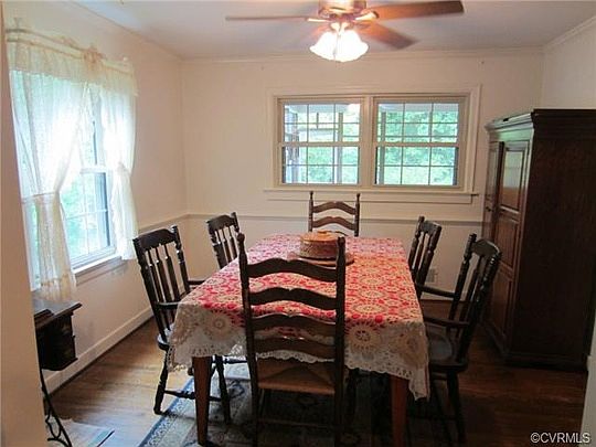 5th image of 1732 Lancashire Dr