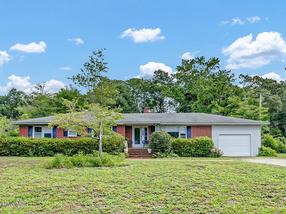 1st image of 309 Longstreet Drive