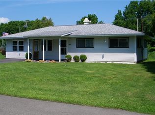 204 Maple Dr, Oneida, NY 13421