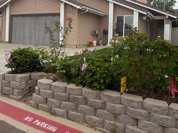 10526 Pine Grove St, Spring Valley, CA 91978