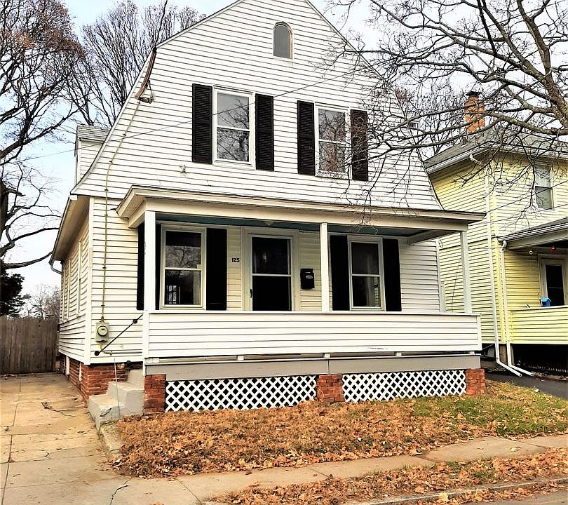125 Smith St, Cranston, RI 02905 Zillow