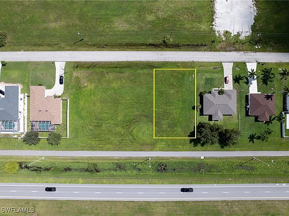 5th image of 228 NW 31st Pl