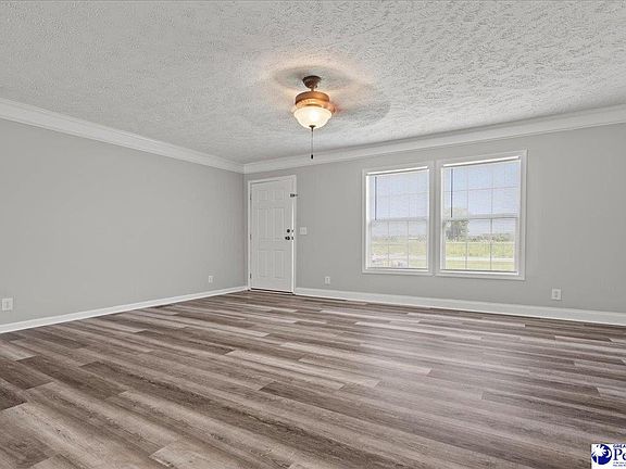 4th image of 707 Rogers Rd