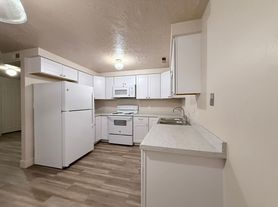 236 N Quail Ridge Dr, Washington, UT