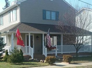 106 Perry St, Keyport, NJ 07735