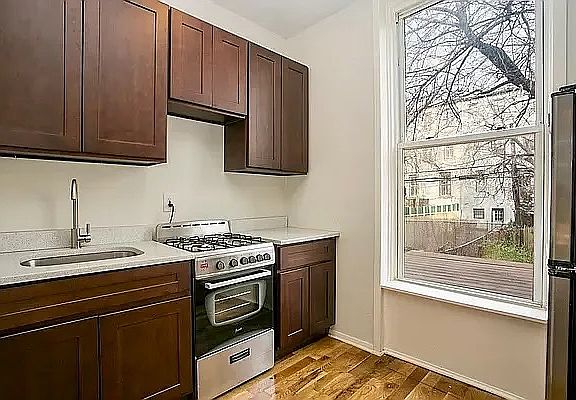 3rd image of 395 Jefferson Ave #2D