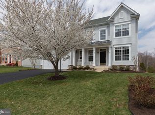 8307 Shimmering Rock Rd, Gainesville, VA 20155