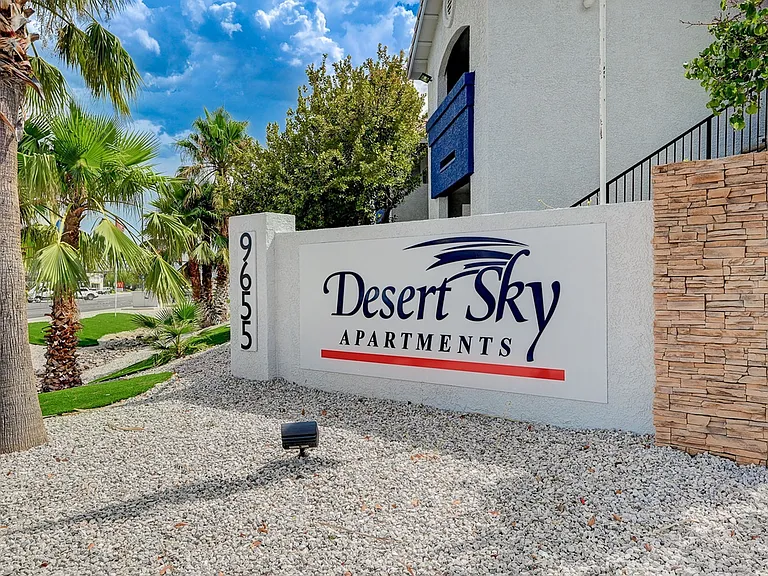 Desert Sky — Photo 14