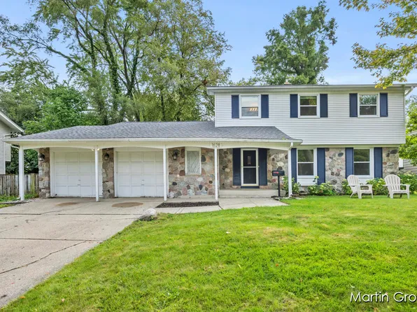 1628 Andover Rd SE, East Grand Rapids, MI 49506
