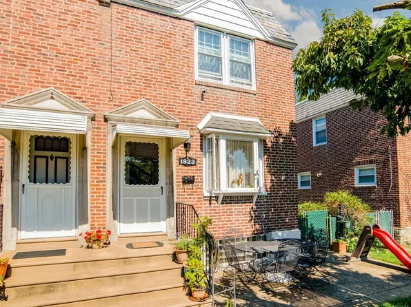 1823 Stanwood St, Philadelphia, PA 19152