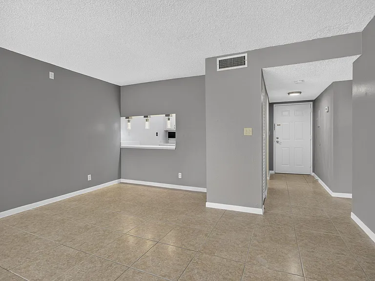 1900 N Congress Ave #201 — Photo 17