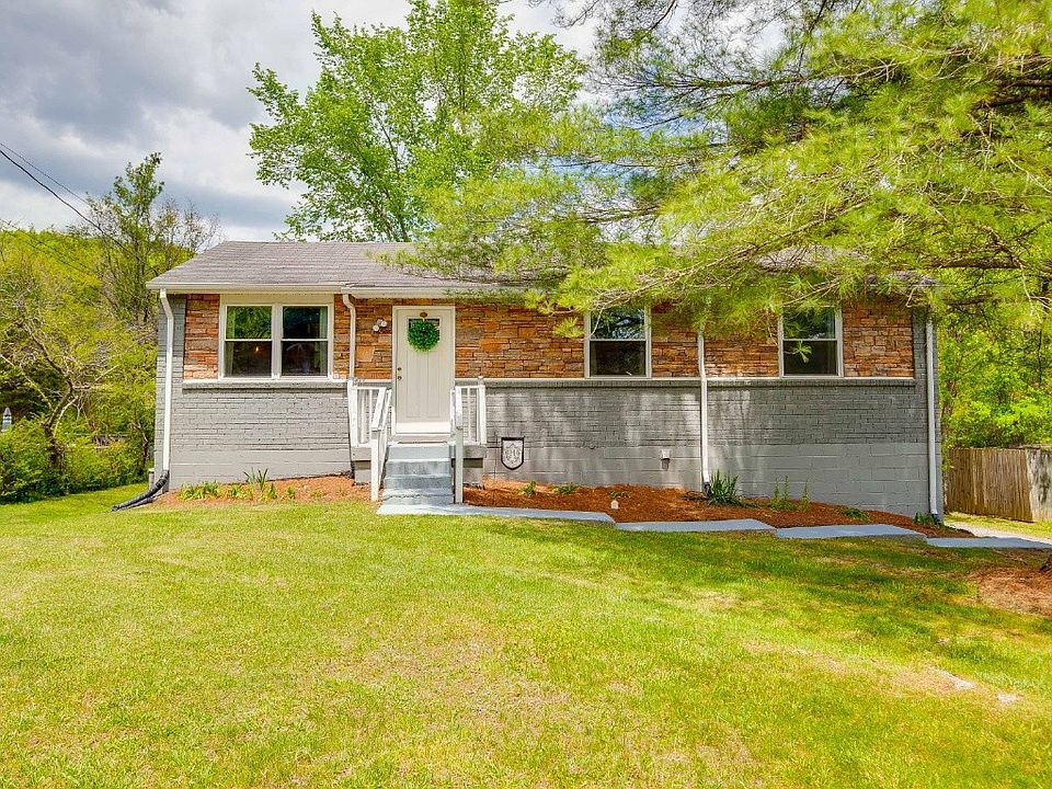 1st image of 107 Arsenal Dr