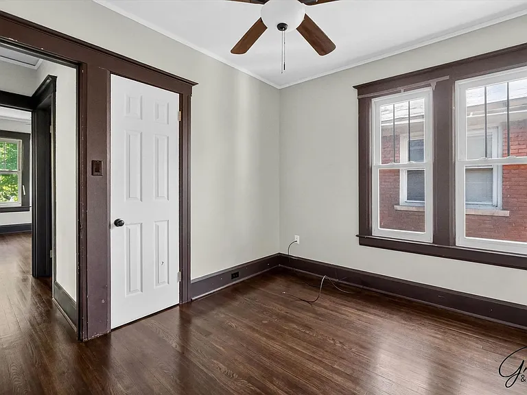1923 W Bethune - James Landy — Photo 13