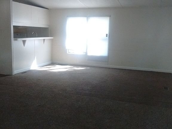 2nd image of 3330 Island Dr