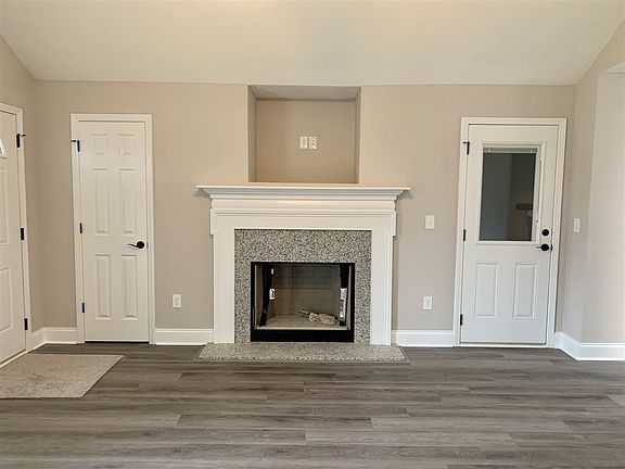 4th image of 137 Linda Kay Ct