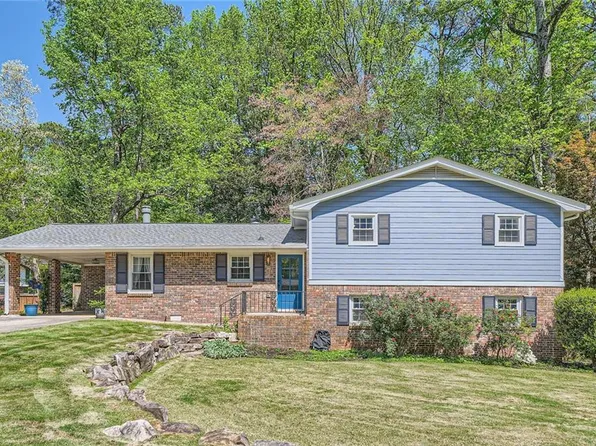 1461 Sanden Ferry Dr, Decatur, GA 30033