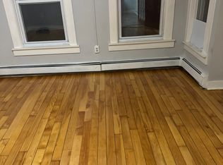 453 Hanover St APT 1, Manchester, NH 03104