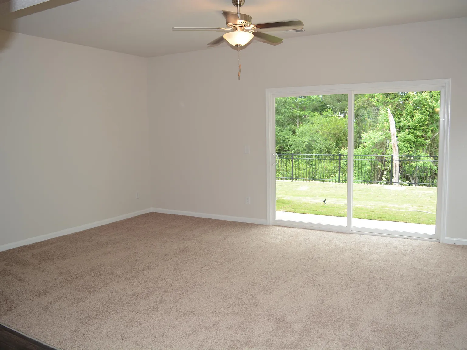 110 Chandler Court - 1 — Photo 3