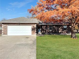307 E Lawn St, Odessa, MO 64076
