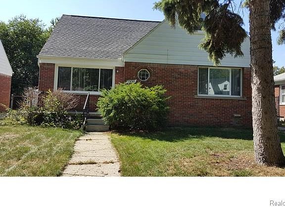 2nd image of 23081 Geneva St