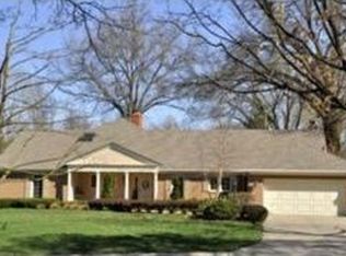 2720 W 68th St, Mission Hills, KS 66208
