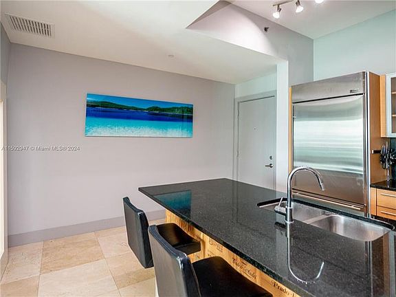 3rd image of 950 Brickell Bay Dr APT 4104