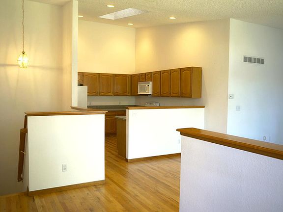 4th image of 5283 Union Ct Unit 1