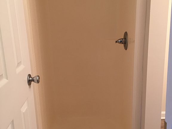 5th image of 3011 Sprucewood Dr