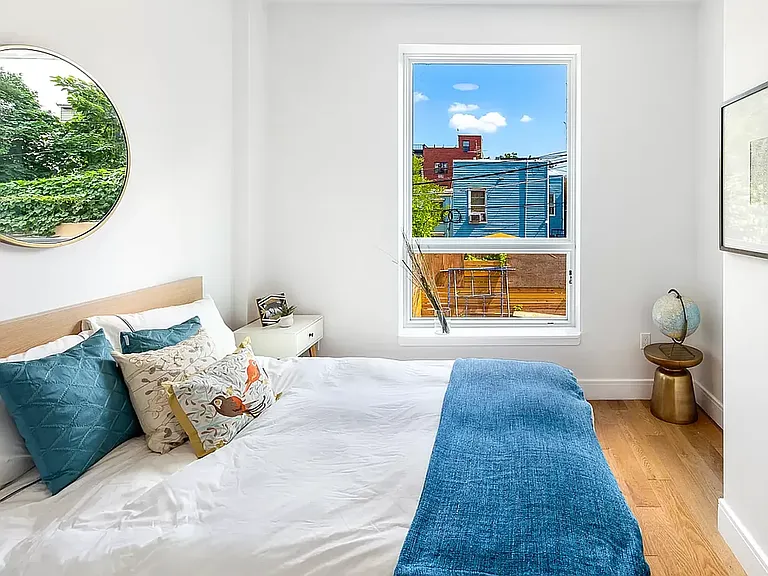 982 Willoughby Ave #3B — Photo 6