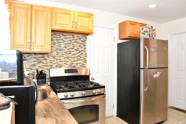 Sold by ERA Top Service Realty, Inc. | media 12