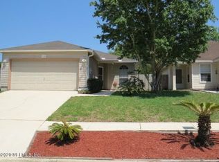 11195 N Mikris Dr, Jacksonville, FL 32225