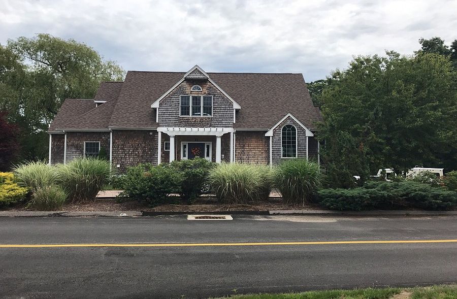 1st image of 5 Wamphassuc Rd