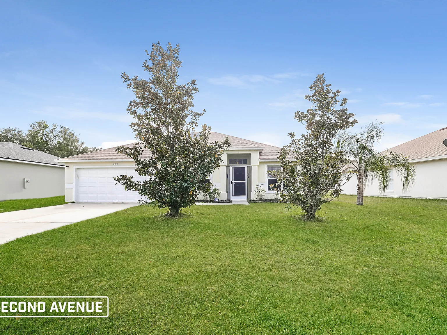 3 bed, 2.0 bath, 1799 sqft, $1,675 — Photo 1