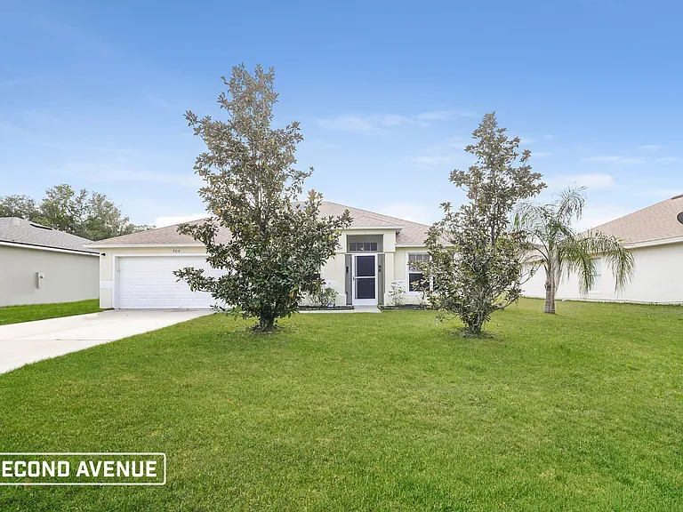 704 Cockatoo Ct — Photo 1