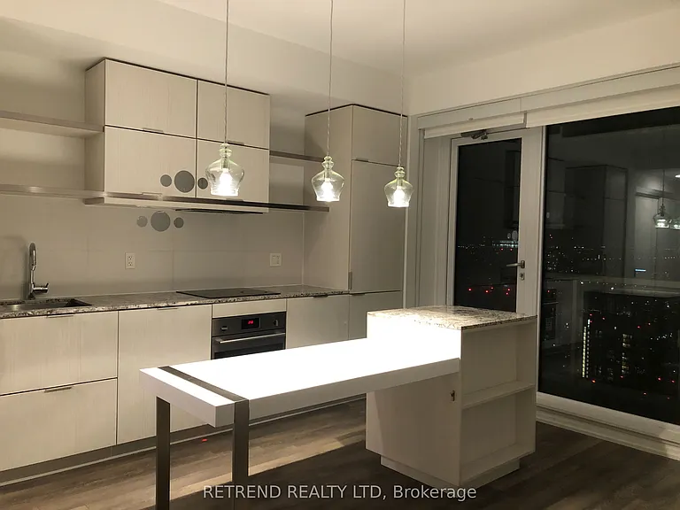 197 Yonge St #4704 — Photo 7