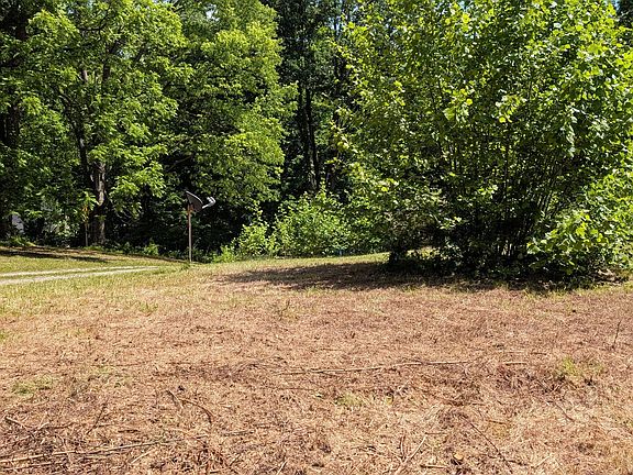 3rd image of 6715 E Gross Rd
