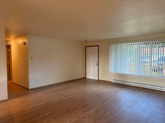 3rd image of 18420 Old Highway 99 SW APT G