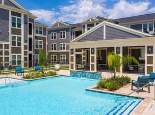 Smart Living on Cullen Apartment Homes, Houston, TX 77048