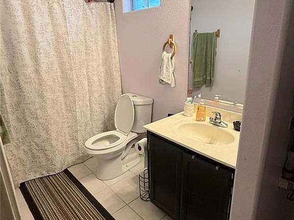 4th image of 2914 Peace Ave