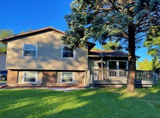 247 Butternut Dr, Bolingbrook, IL 60440