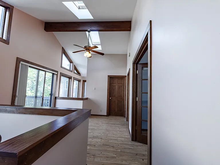 2028 N Cambridge Ave — Photo 14