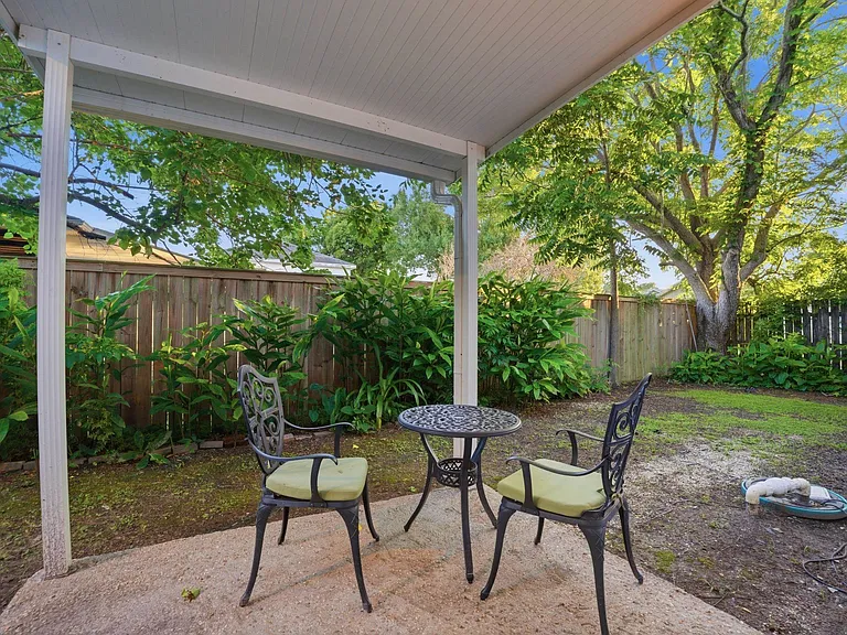 409 Suthon Ave #A — Photo 6